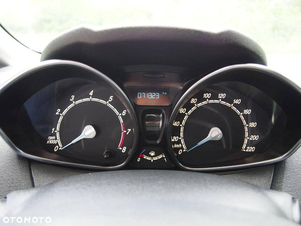 Ford Fiesta 1.0 EcoBoost STart-Stop Titanium - 7