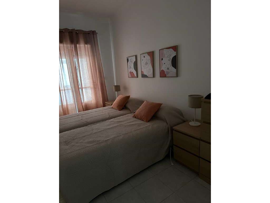Apartamento T1+1 remodelado, perto da Calçada dos Barbadinhos, São ... - Grande imagem: 2/8