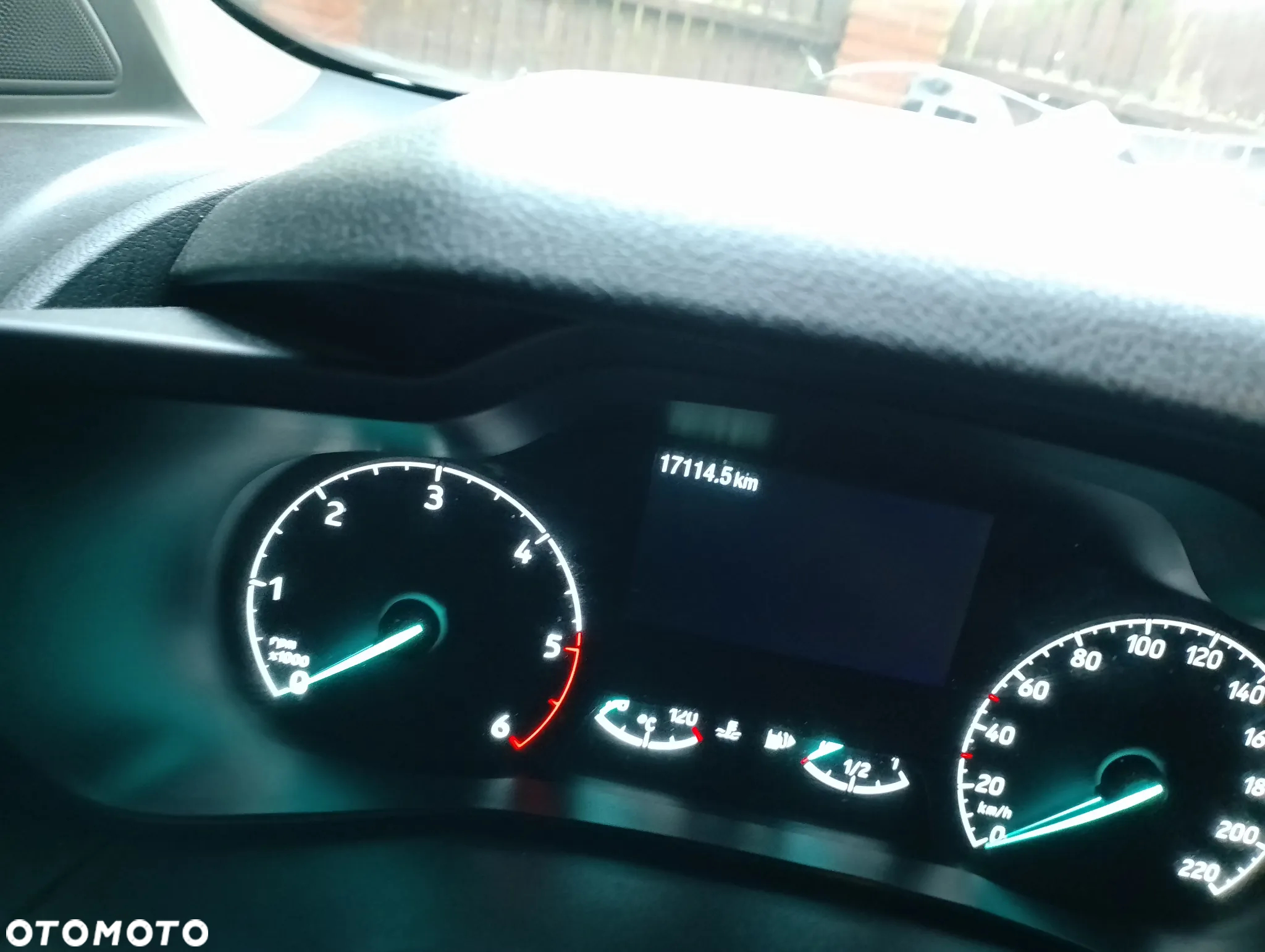Ford Connect - 15