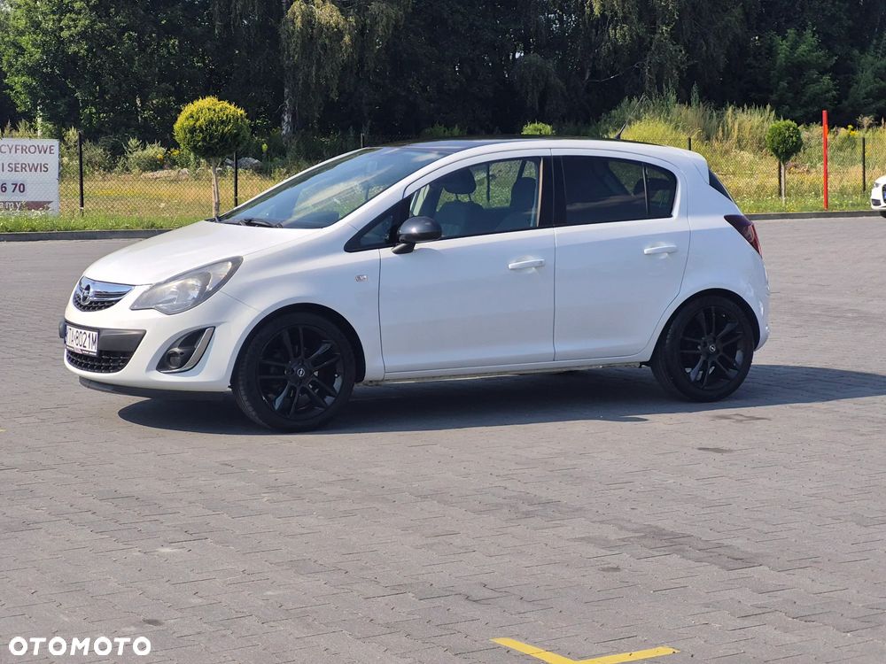 Opel Corsa 1.4 16V Color Edition - 9