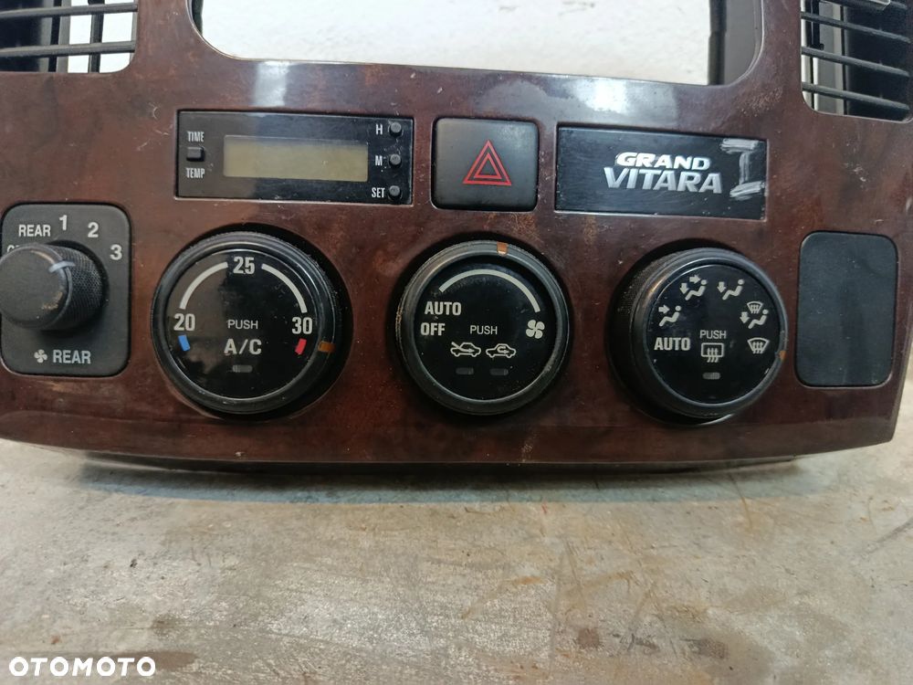 Panel klimatyzacji sterowania nawiewów Suzuki Grand Vitara 1 - 2