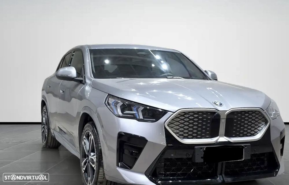 BMW iX2 eDrive20 Pack Desportivo M Pro - 5