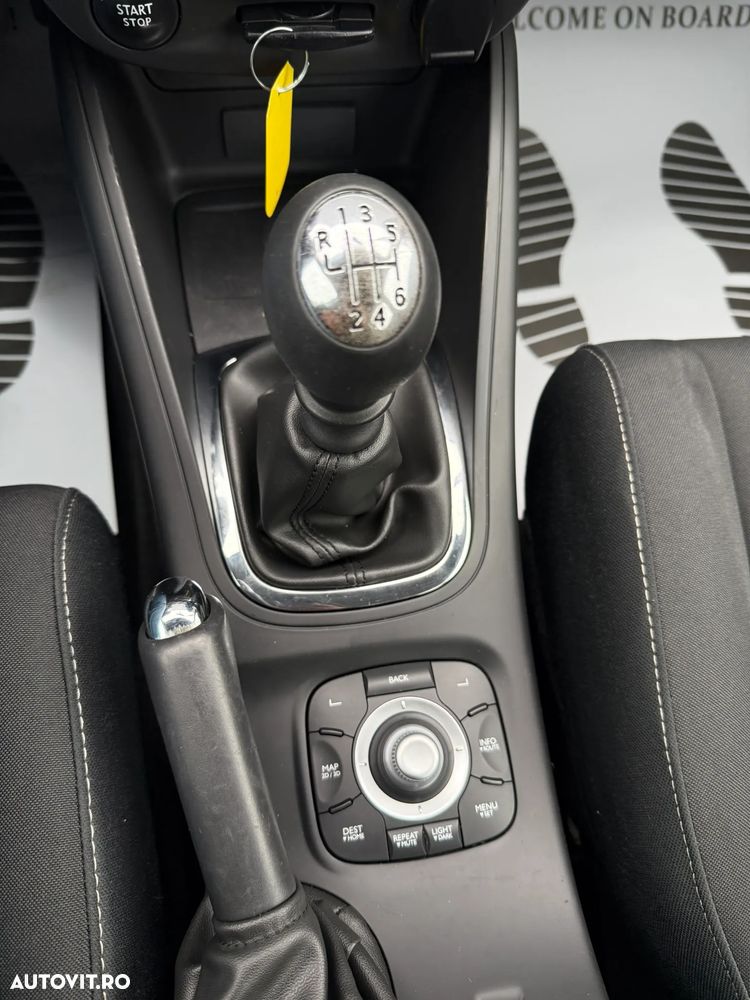 Renault Megane 1.5 dCi Expression - 30