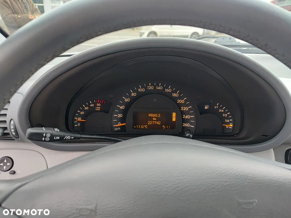 Mercedes-Benz Klasa C - 15