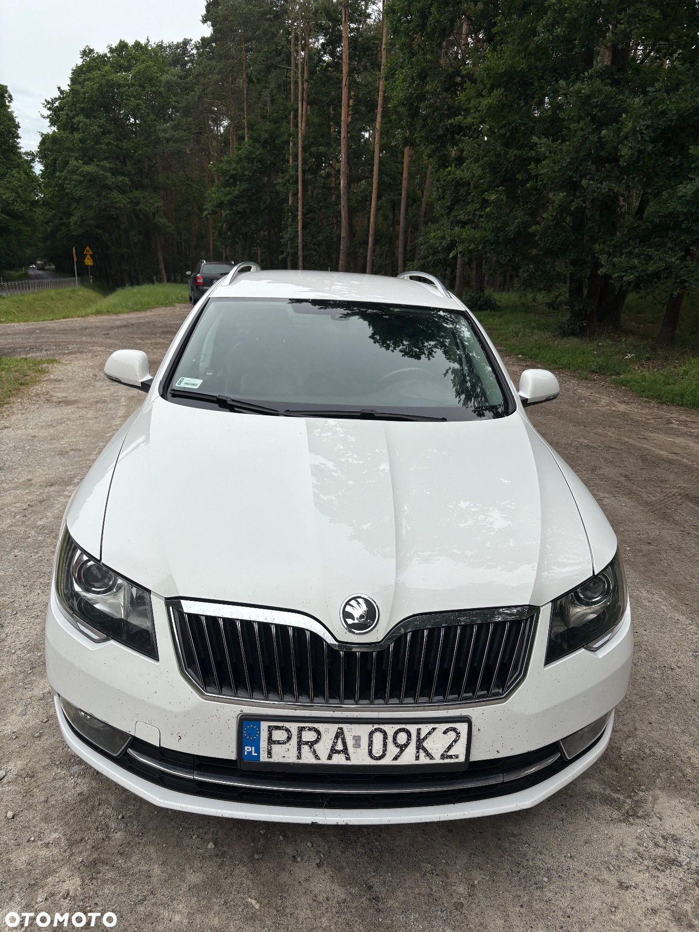 Skoda Superb 2.0 TDI DSG Elegance - 11