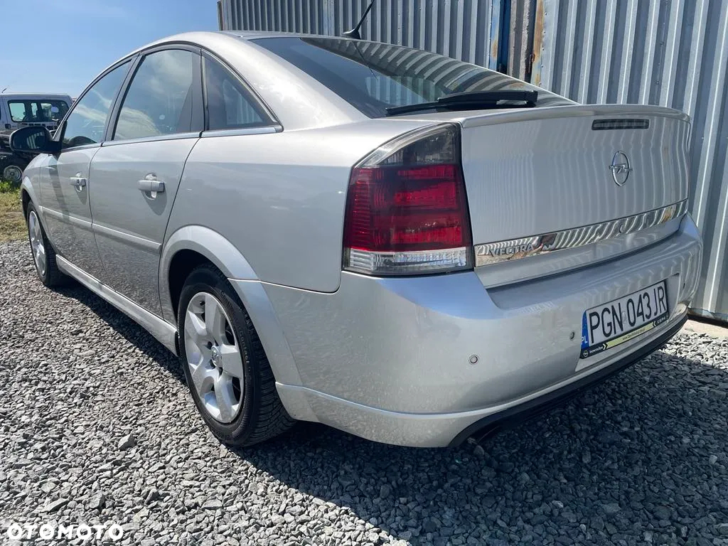 Opel Vectra 1.8 GTS - 2