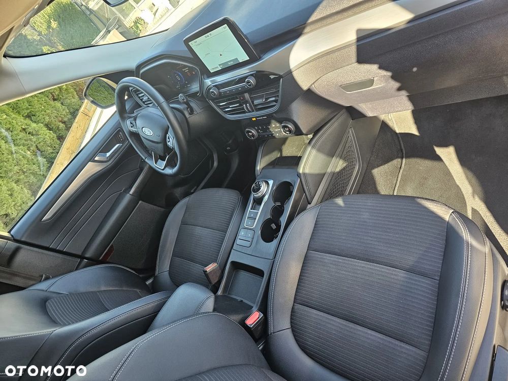 Ford Kuga 2.5 FHEV FWD Titanium X - 10