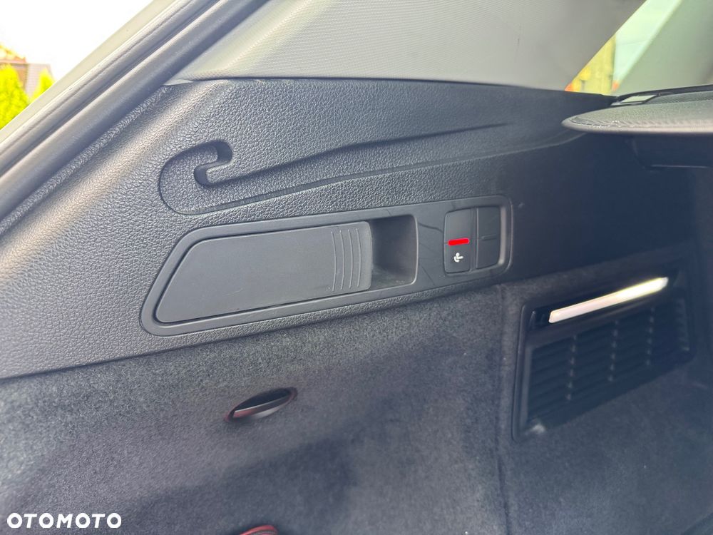 Audi Q5 50 TFSI e Quattro S tronic sport - 25