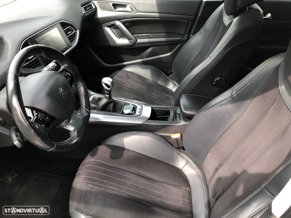 Peugeot 308 SW e-HDi 115 Stop & Start Allure - 5