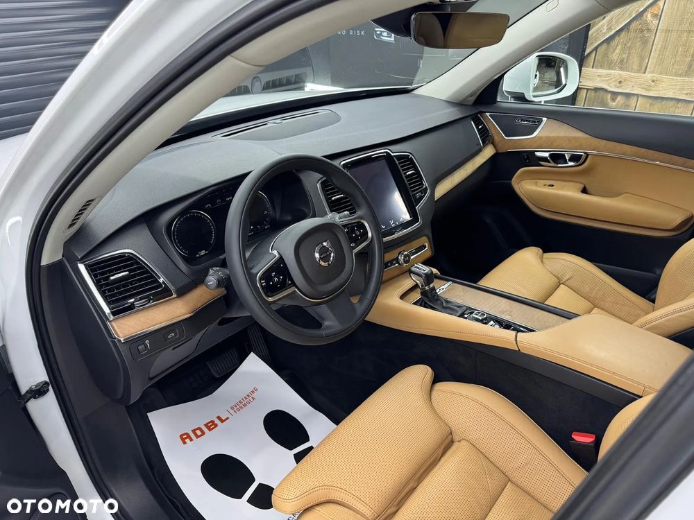 Volvo XC 90 D5 AWD Inscription - 31