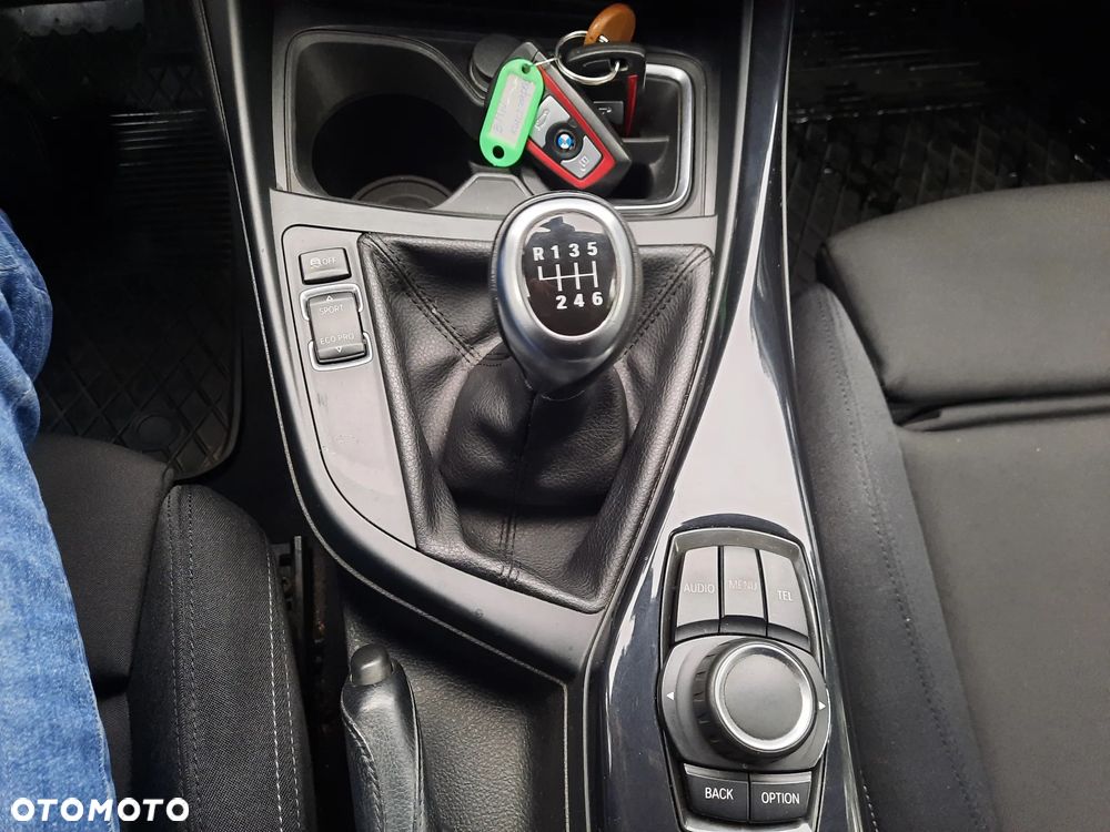 BMW Seria 1 118d DPF Edition Sport - 25