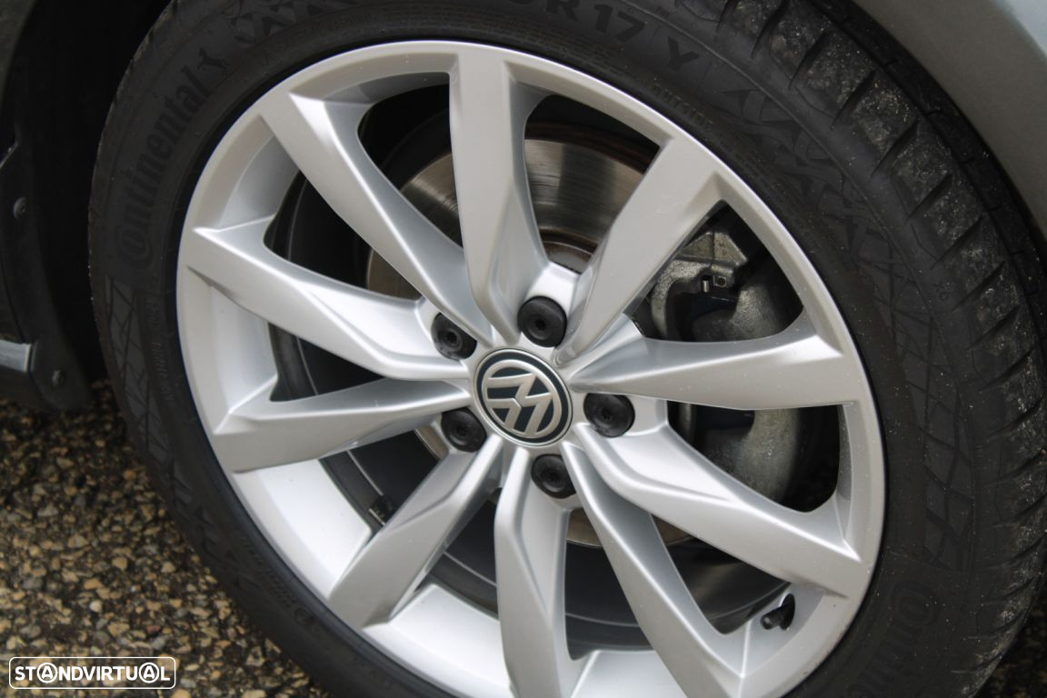 VW Golf Variant 1.6 TDi Highline - 6