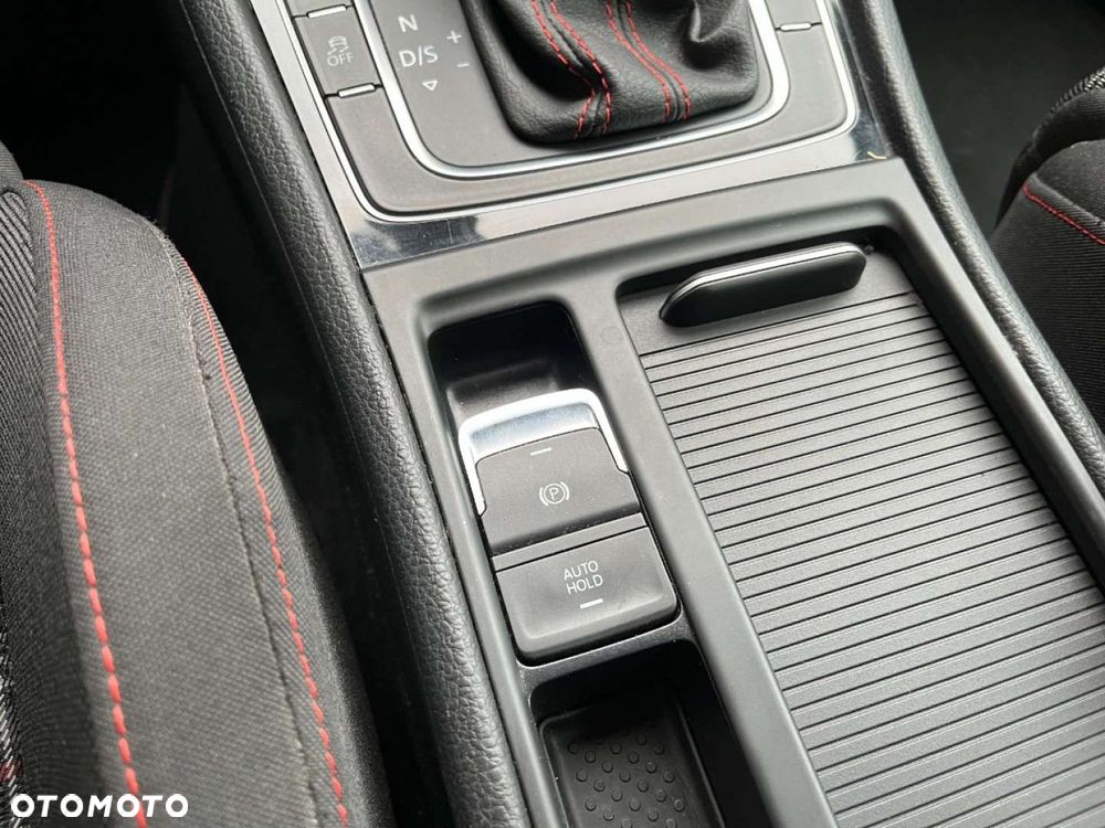 Volkswagen Golf 2.0 TSI GTI DSG - 35