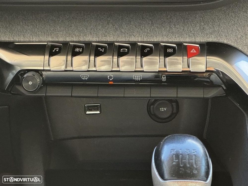 Peugeot 3008 1.5 BlueHDi Allure Pack - 19