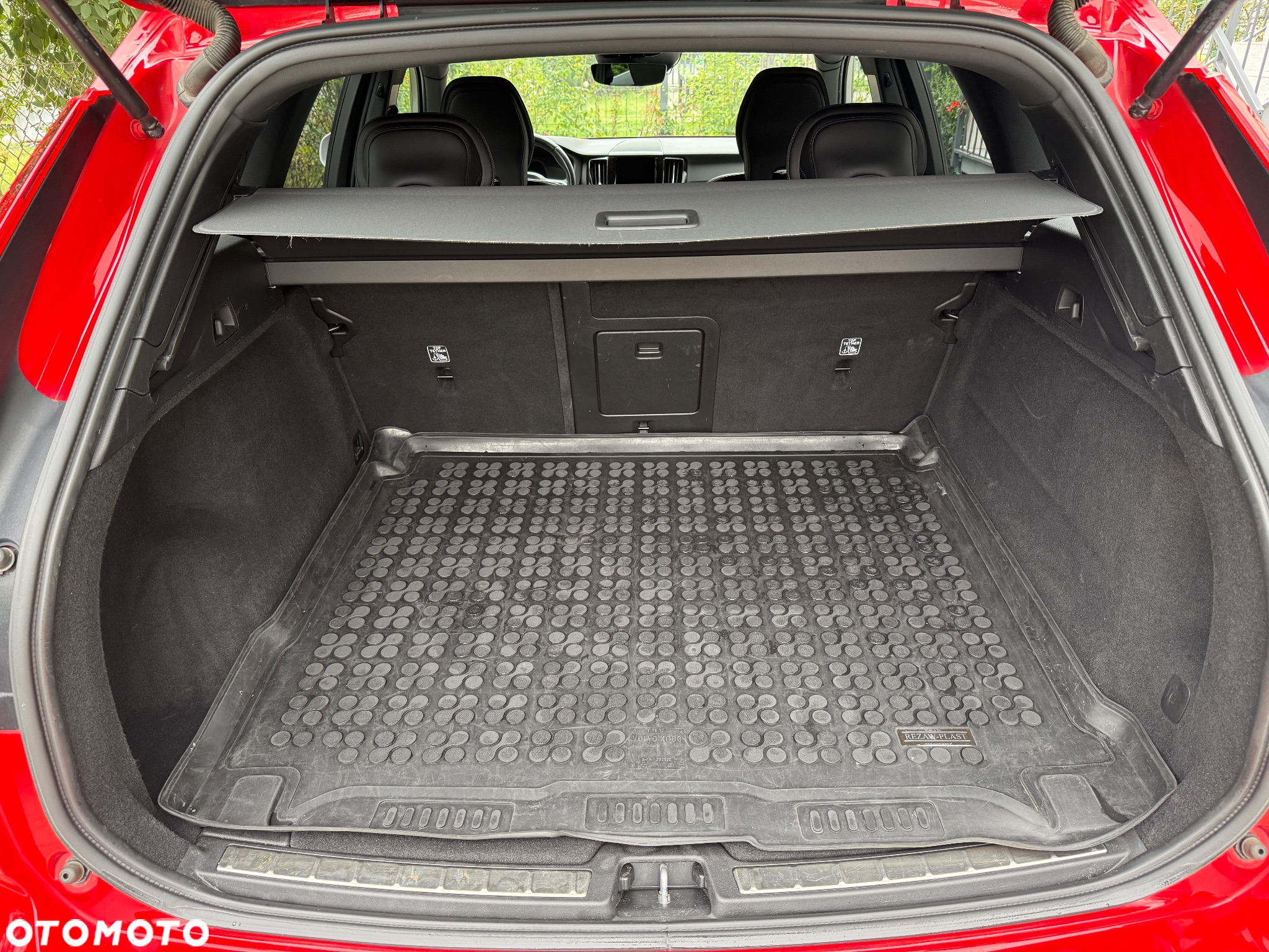 Volvo XC 60 D3 R-Design - 9