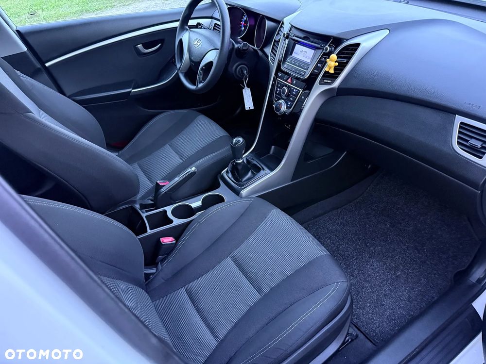 Hyundai i30 1.4 Family - 29