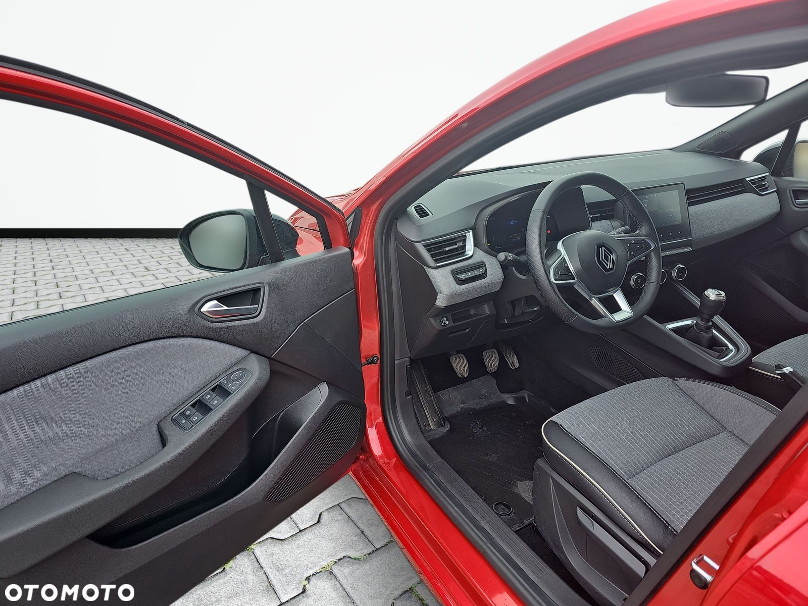 Renault Clio - 9