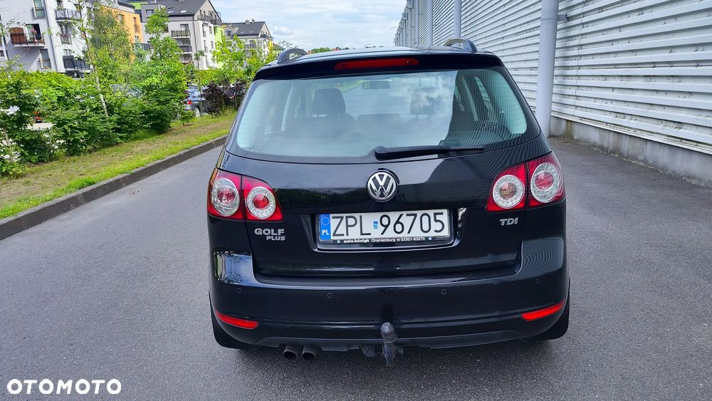 Volkswagen Golf Plus - 9