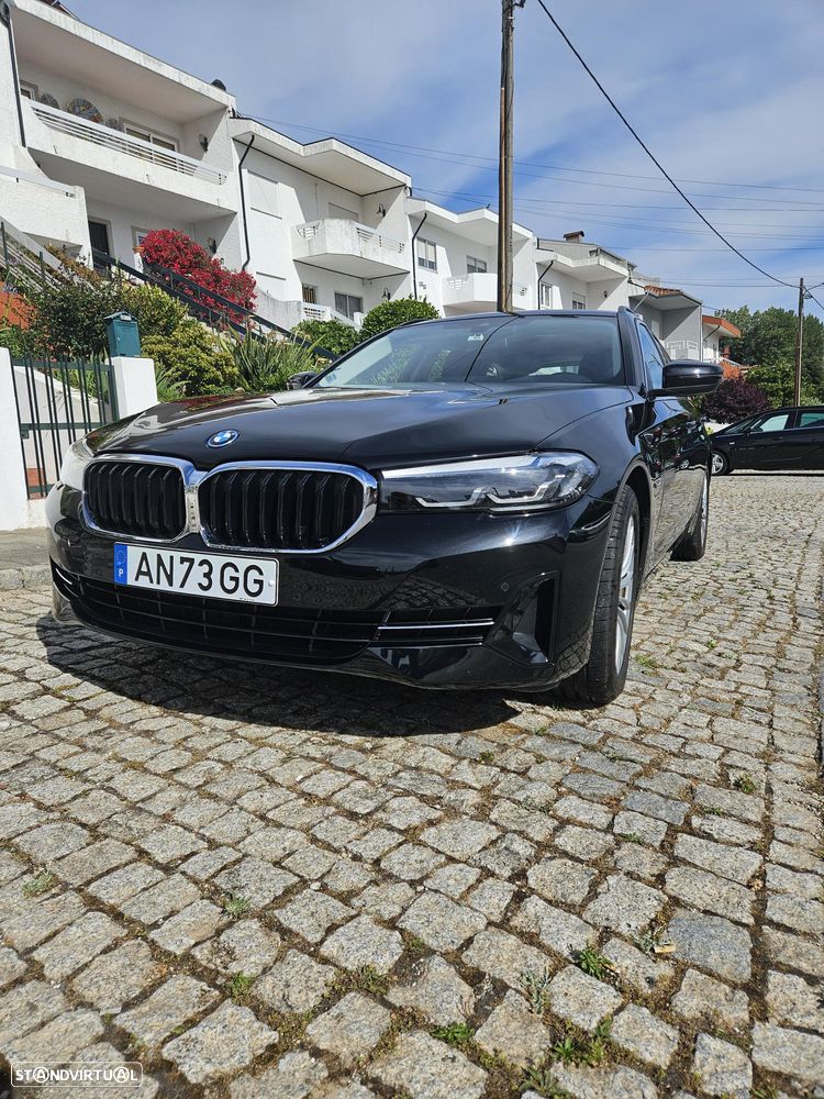 BMW 520 e Line Luxury - 3