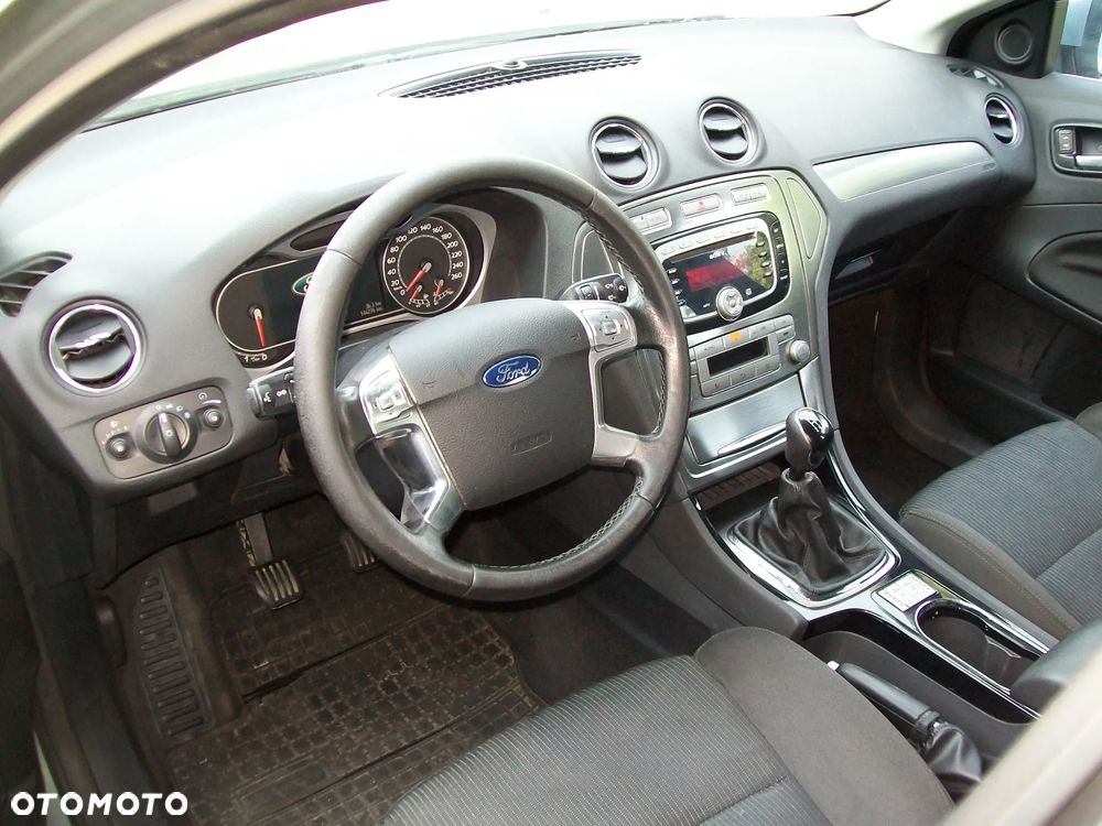 Ford Mondeo 2.0 Viva Titanium - 18