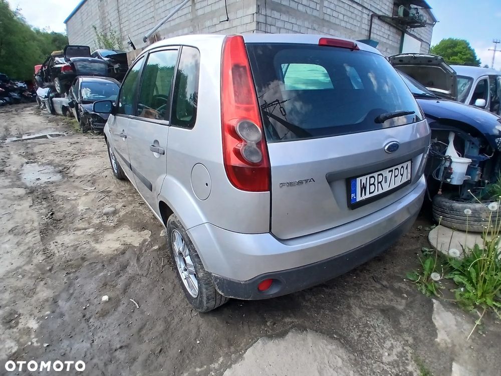ford fiesta mk6 08 O8 maska zderzak lampa grill błotnik drzwi zbiornik paliwa szyba lusterko - 3