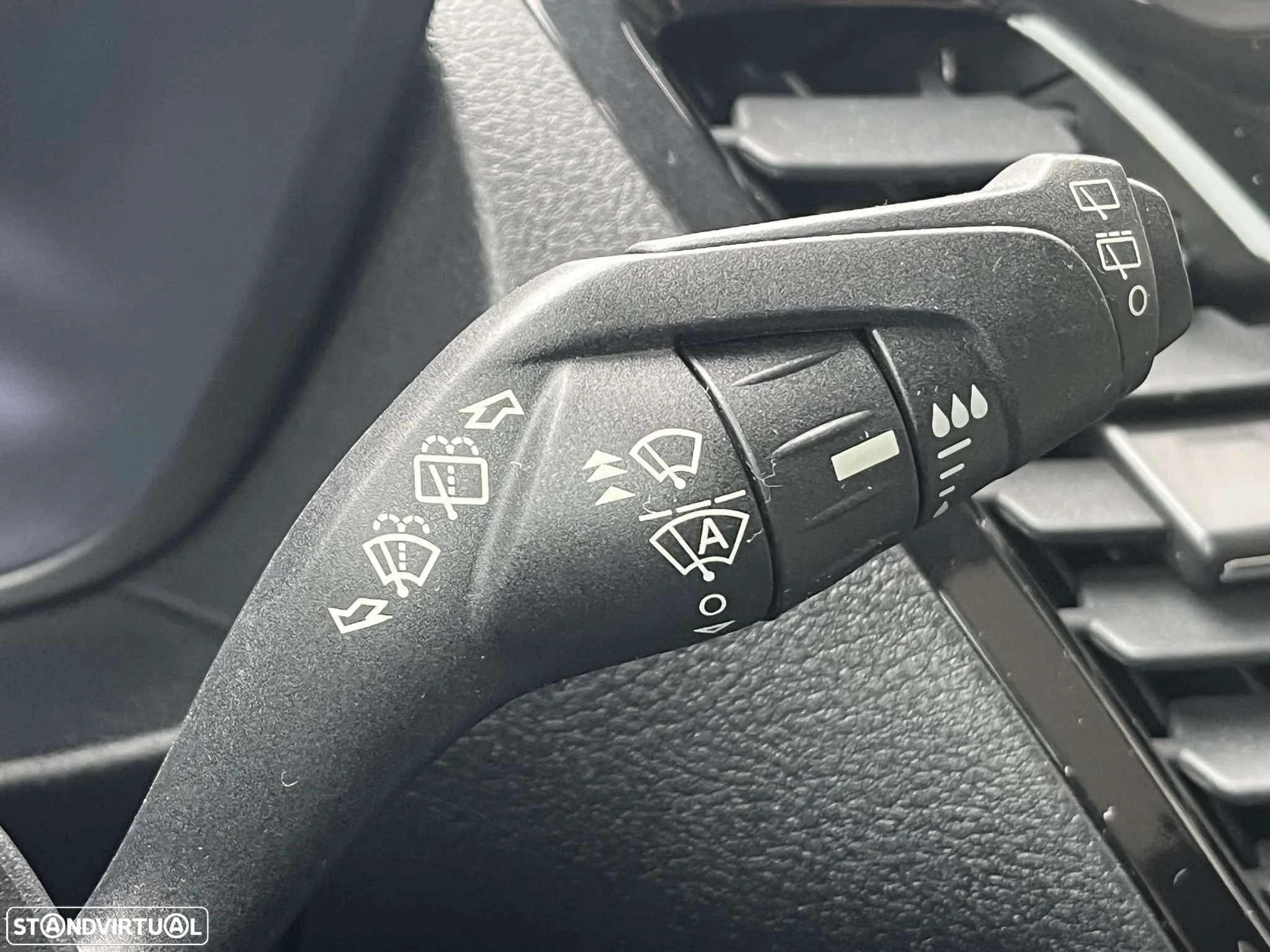 Ford Tourneo Connect Grand 1.5 TDCi Titanium - 23