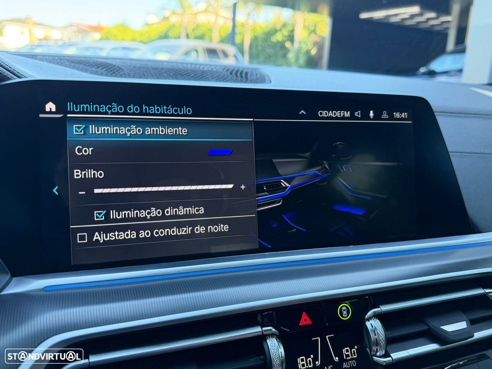 BMW X5 45 e xDrive Pack M - 44