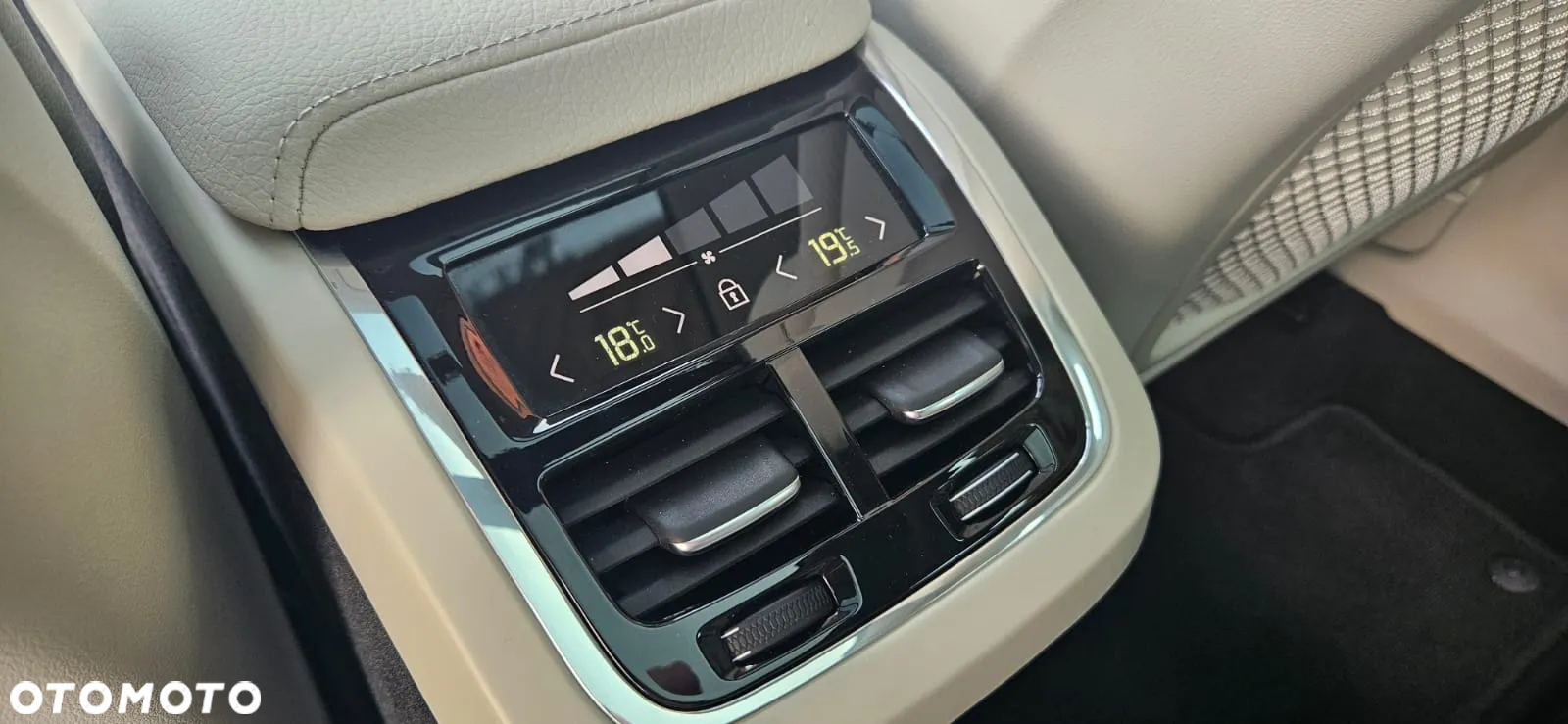 Volvo XC 60 B4 D Geartronic Inscription - 23