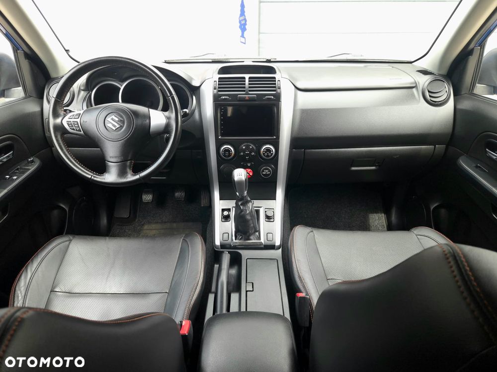 Suzuki Grand Vitara 1.6 Club - 35