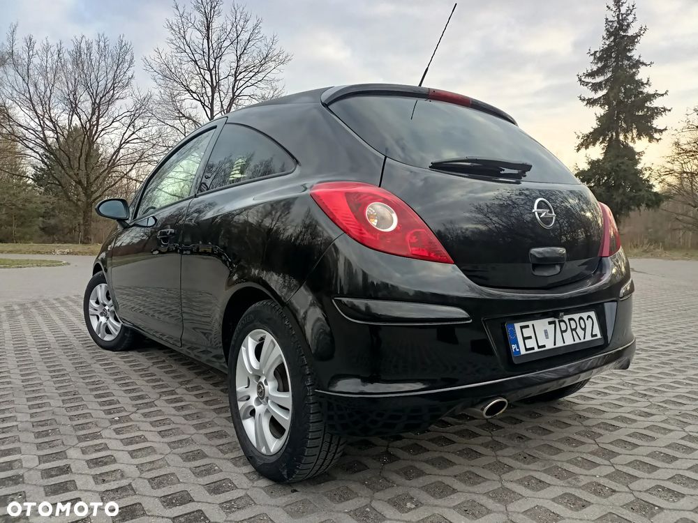 Opel Corsa 1.2 16V Edition - 27