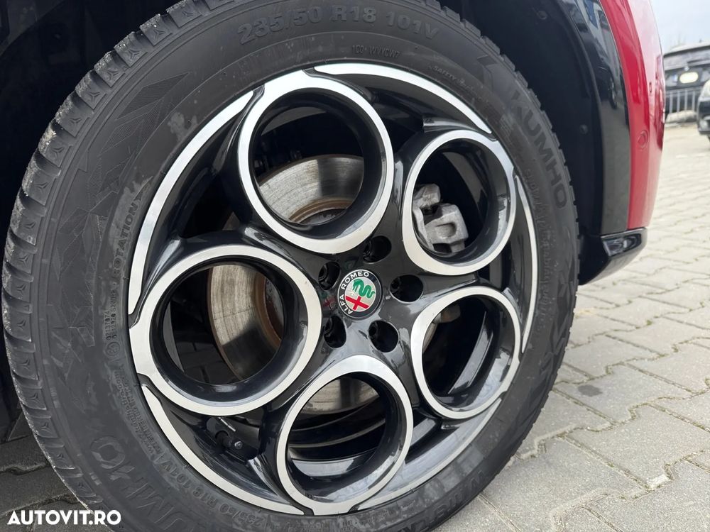 Alfa Romeo Tonale 1.5 FWD AT MHEV TI - 16