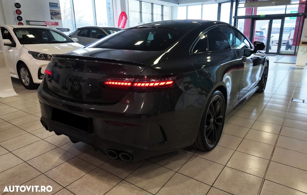 Mercedes-Benz E AMG 53 4Matic+ Coupe AMG Speedshift TCT-9G - 6