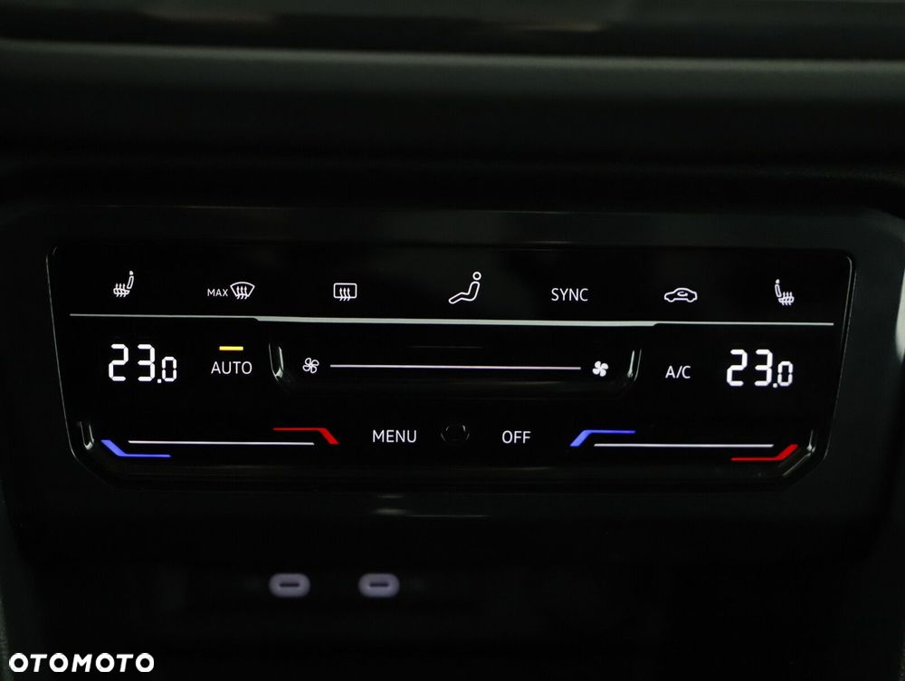 Volkswagen Tiguan - 16