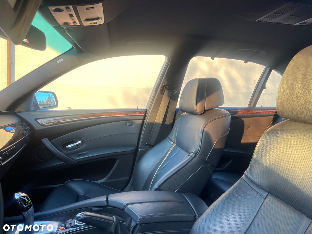 BMW Seria 5 535d Edition Exclusive - 18