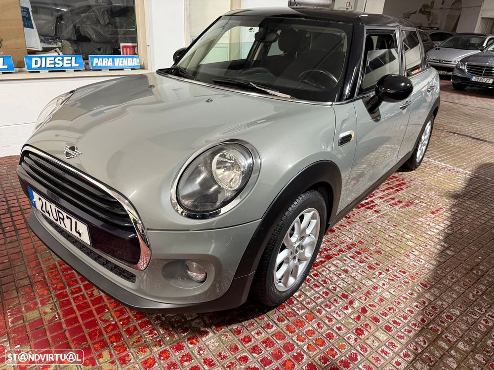 MINI 5 Portas Cooper D - 2