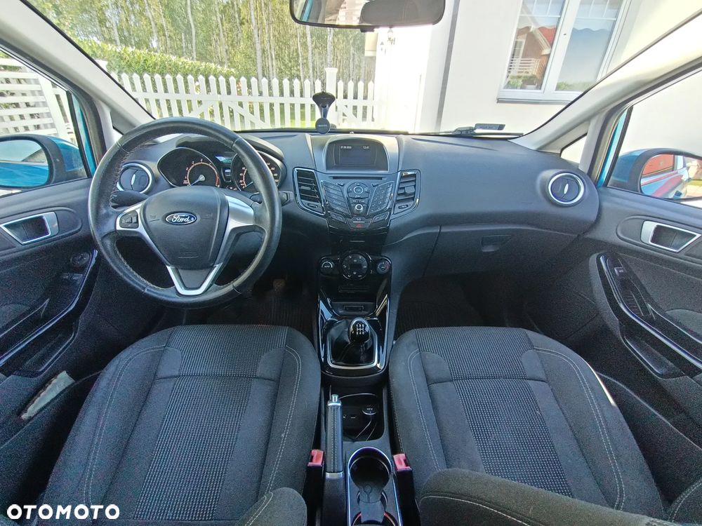 Ford Fiesta 1.0 EcoBoost Titanium - 5