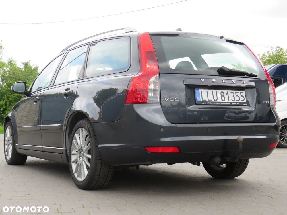 Volvo V50 - 16