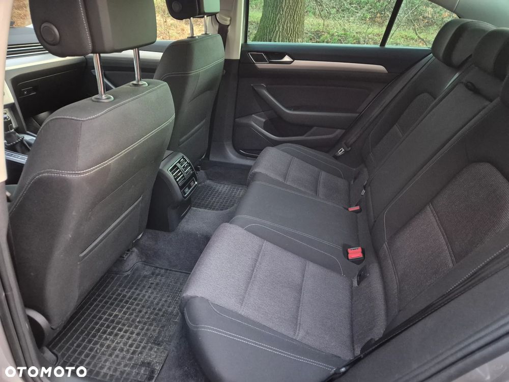 Volkswagen Passat 1.8 TSI BMT Comfortline - 6