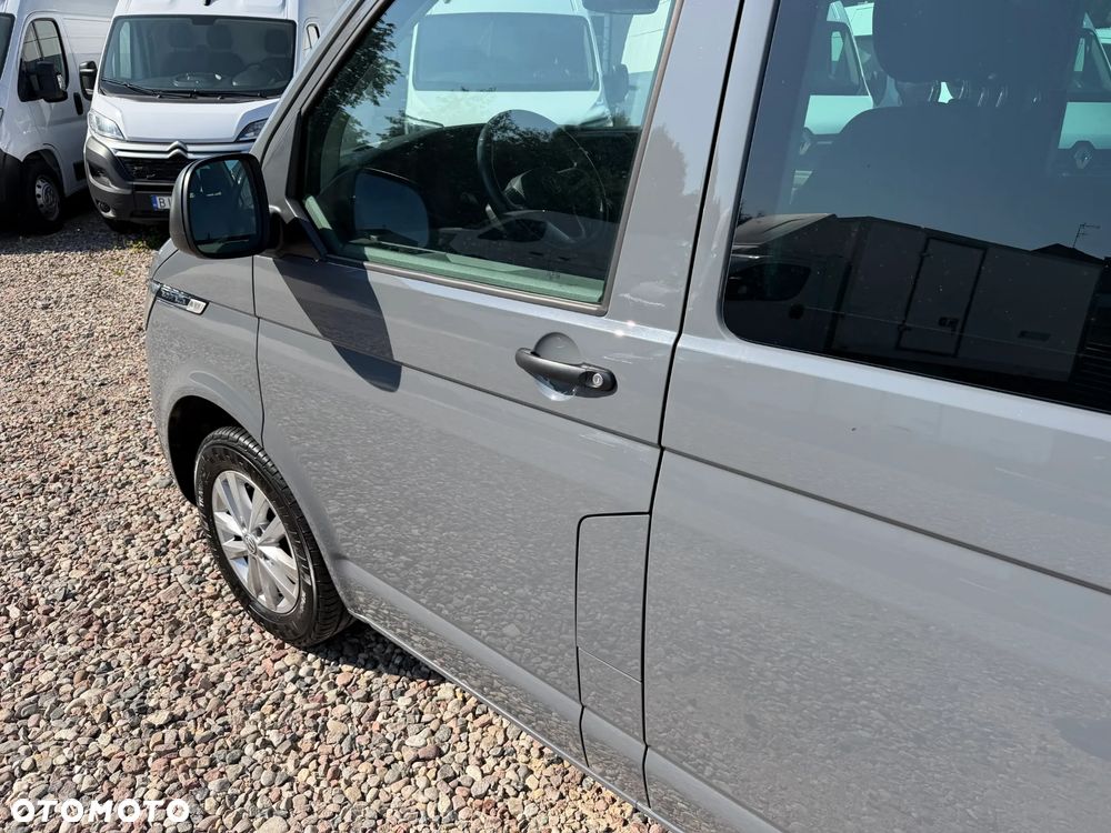 Volkswagen Caravelle - 26