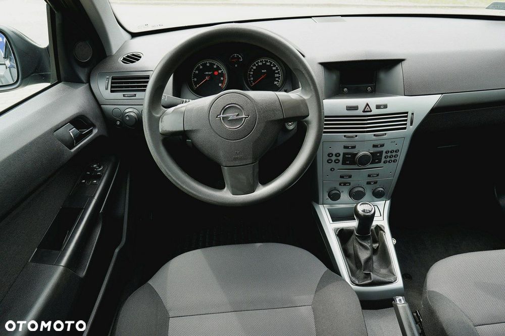 Opel Astra - 11