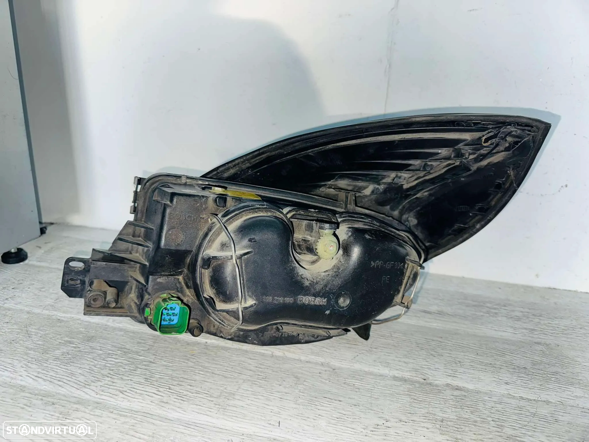 Farol Direito Ford Puma - 1997 / 2005 - 6