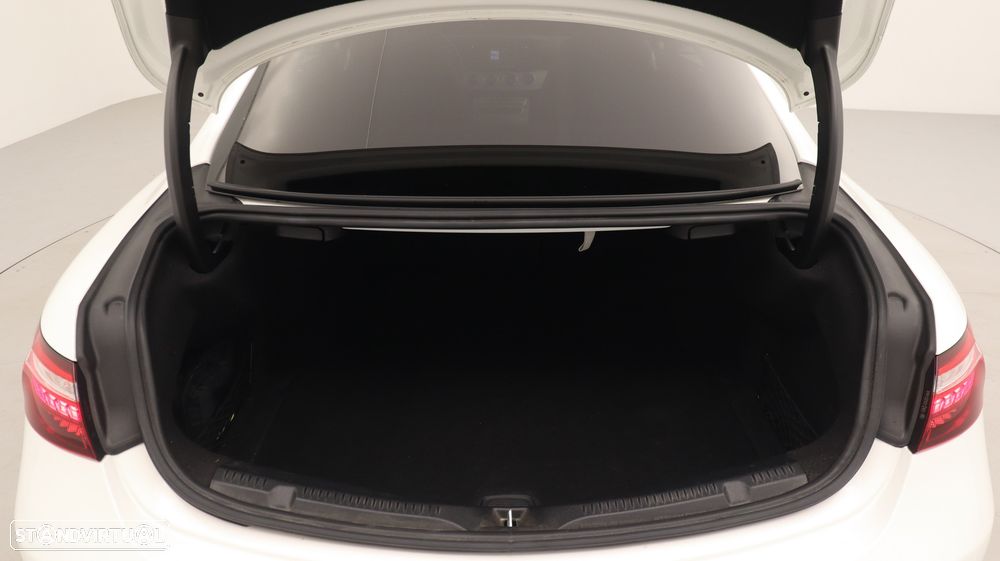 Mercedes-Benz E 220 d AMG Line Aut. - 40