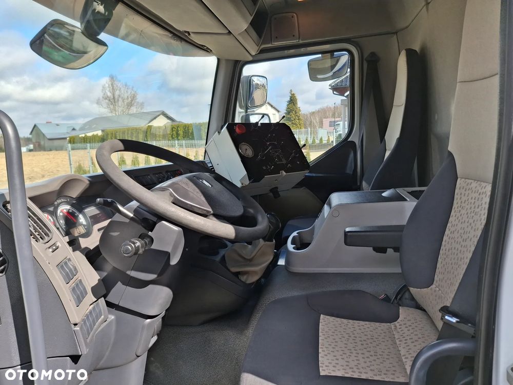 Renault Midlum 220 Polewaczka Myjka Karcher Mycie Ulic Myjka Drogowa Podlewanie Mycie Ciśnieniowe Cysterna 2011r Zarejestrowana - 16