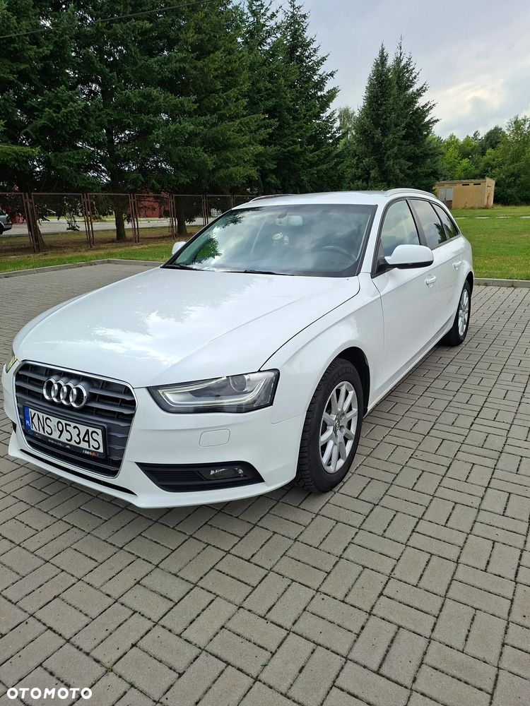 Audi A4 Avant - 1