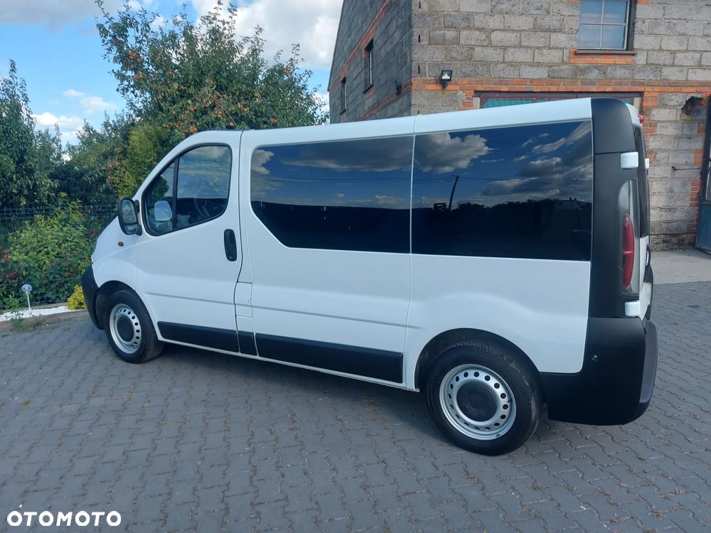 Opel Vivaro - 9