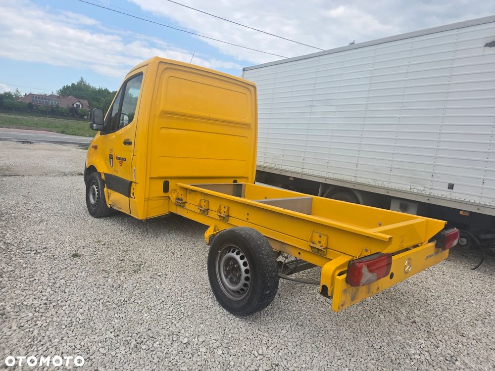 Mercedes-Benz SPRINTER - 3