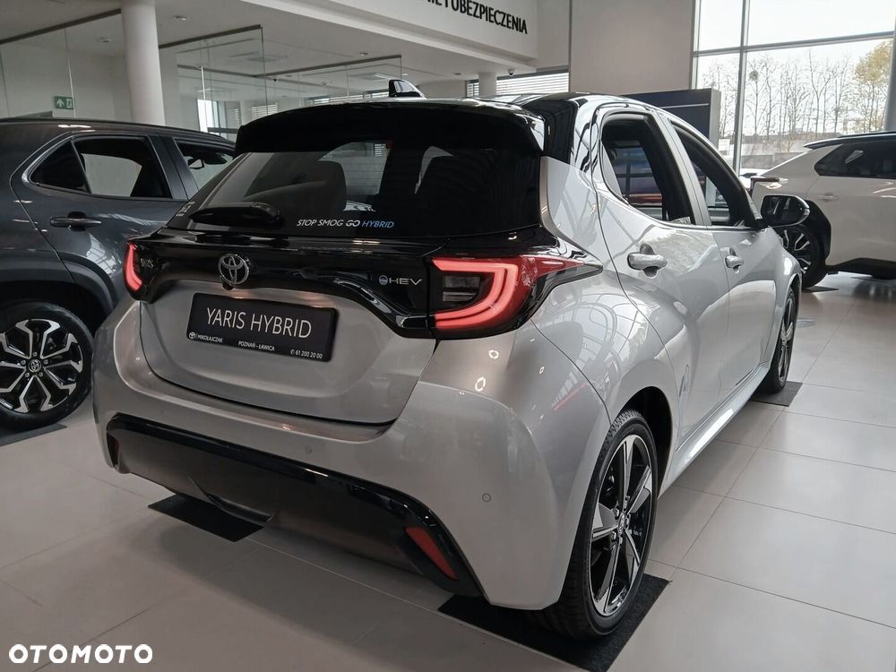 Toyota Yaris Hybrid 1.5 Executive - 6