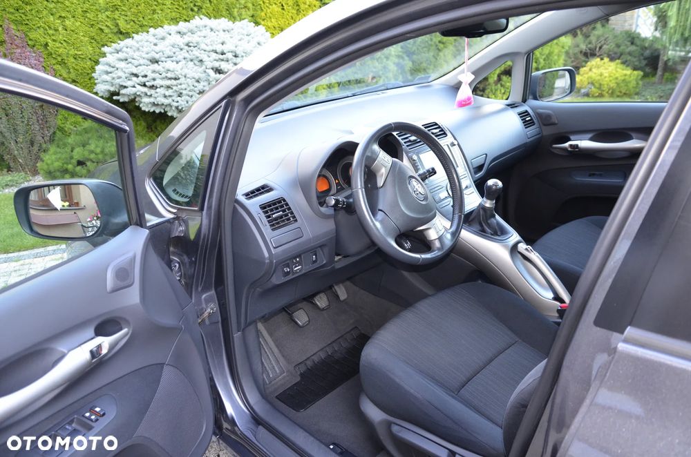 Toyota Auris 1.6 VVT-i Sol - 6