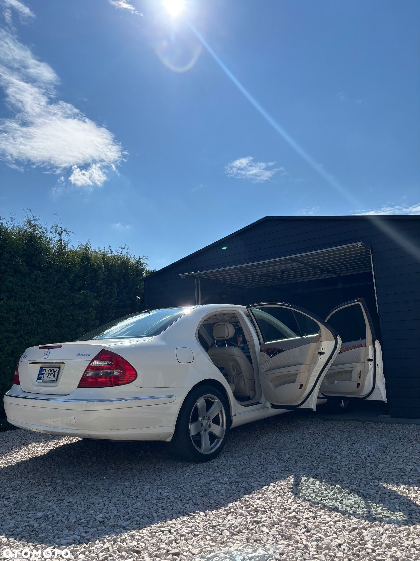 Mercedes-Benz Klasa E 500 4Matic Automatik Elegance - 1