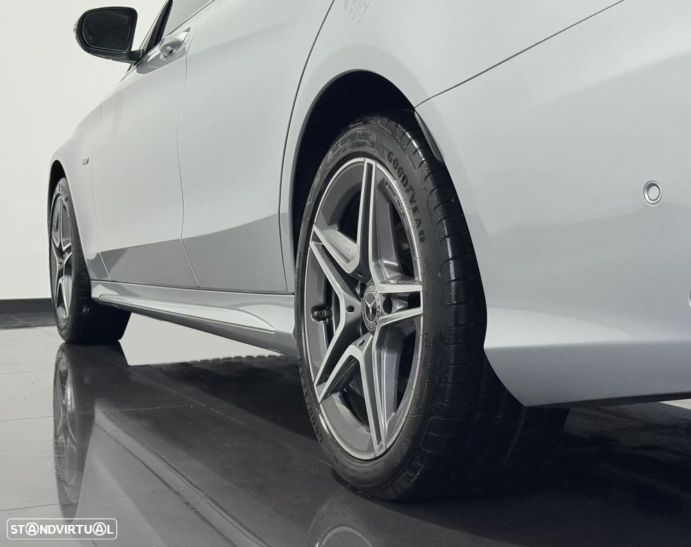 Mercedes-Benz C 300 de AMG Line - 58